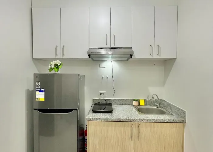 2br Family For 6pax Near It Park Budget At Urban Deca Homes Banilad By Gerra Unit Nathan Apartment Mandaue City