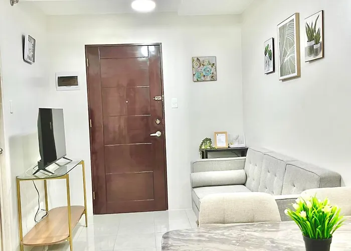 2br Family For 6pax Near It Park Budget At Urban Deca Homes Banilad By Gerra Unit Nathan * Mandaue City