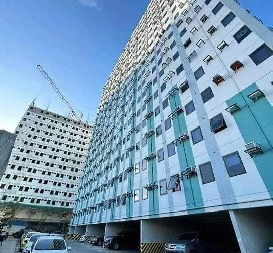 2br Family For 6pax Near It Park Budget At Urban Deca Homes Banilad By Gerra Unit Nathan Apartment Mandaue City